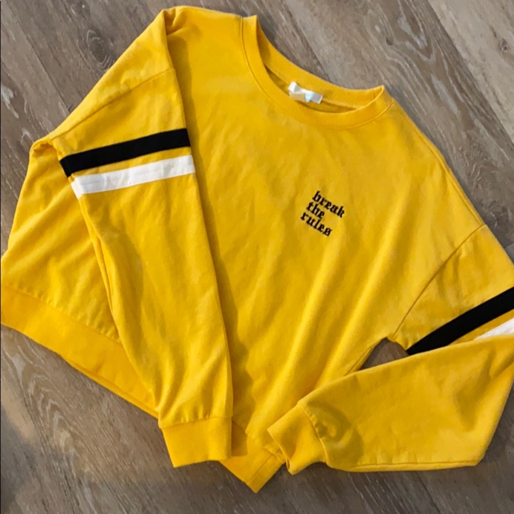 Forever 21 “Break the Rules” crop sweatshirt